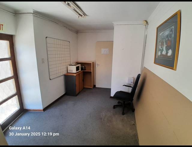 328M² OFFICE FOR SALE IN BO-DORP